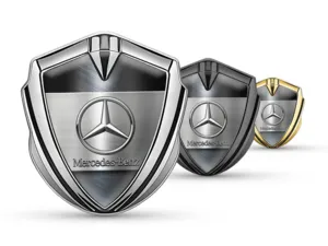 Mercedes Badge Autoadesivo Disegno Sportivo Tocco Premium